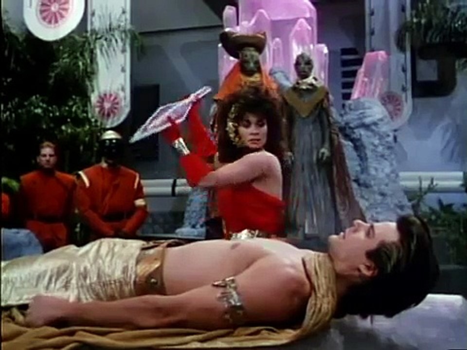 Jane Badler Diana Vs Lydia Diana sacrifices Lydia's brother (almost)