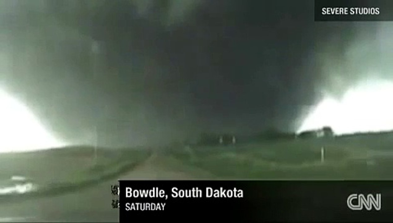 MASSIVE F5 TORNADO CAUGHT ON CAMERA!