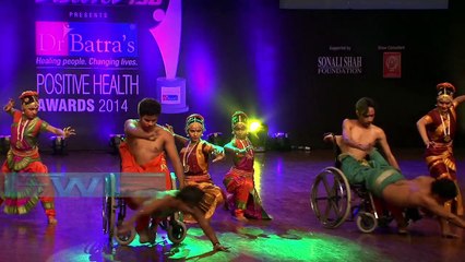 M S Dhoni, Shekhar Suman, Zaheer Khan, Rohit Roy  At Dr Batras 9th Positive Health Awards