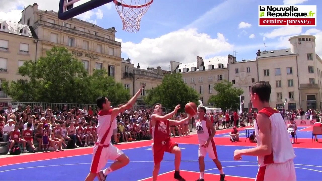 Le basket envahit Poitiers avec l'Urban PB