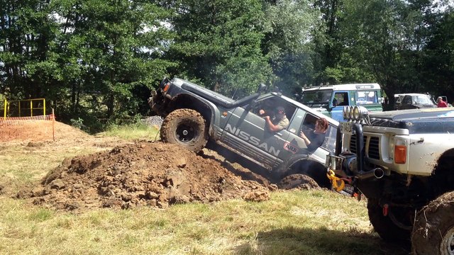 Salon du 4x4 à Taisnières-sur-Hon