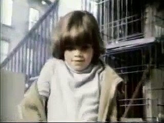 Classic Sesame Street - girl takes her llama to the dentist