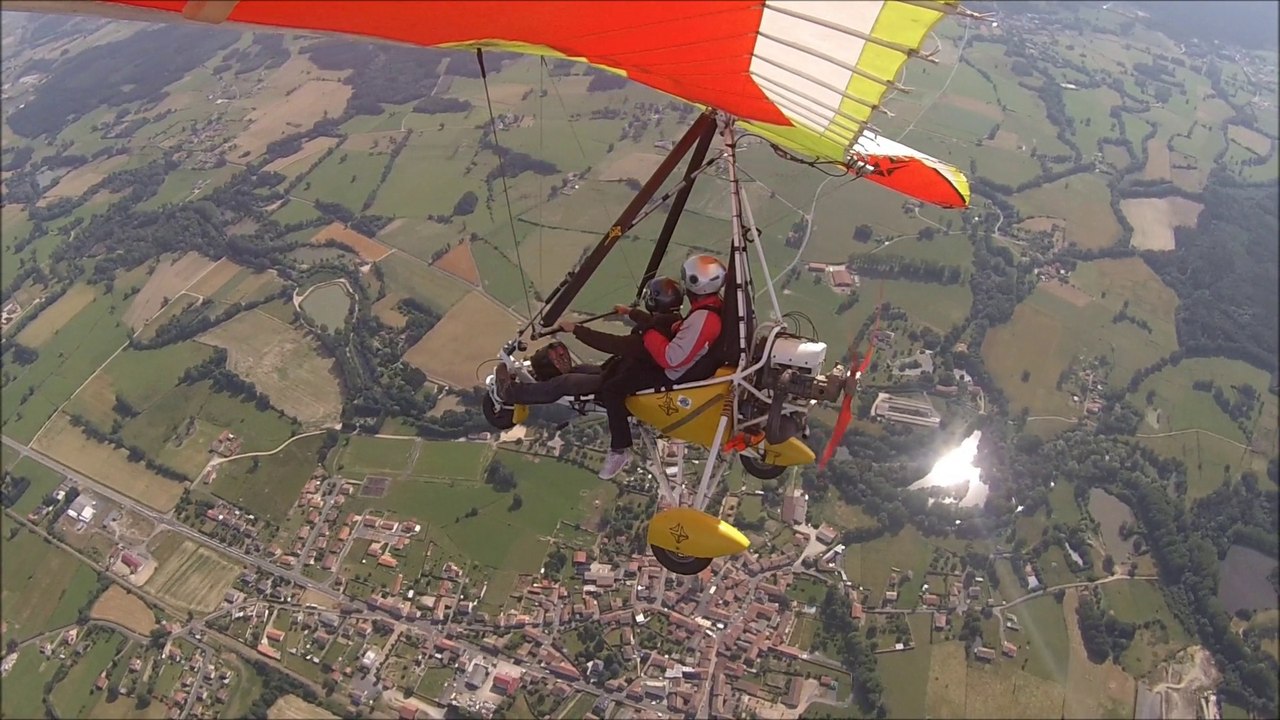 Survol de St Bonnet le Bourg