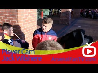 Jack Wilshere and Frimpong make time for the Fans - Fan Cam - ArsenalFanTV.com