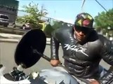 Ce Motard est Chaud il fait de la Moto avec des ALTÈRES !