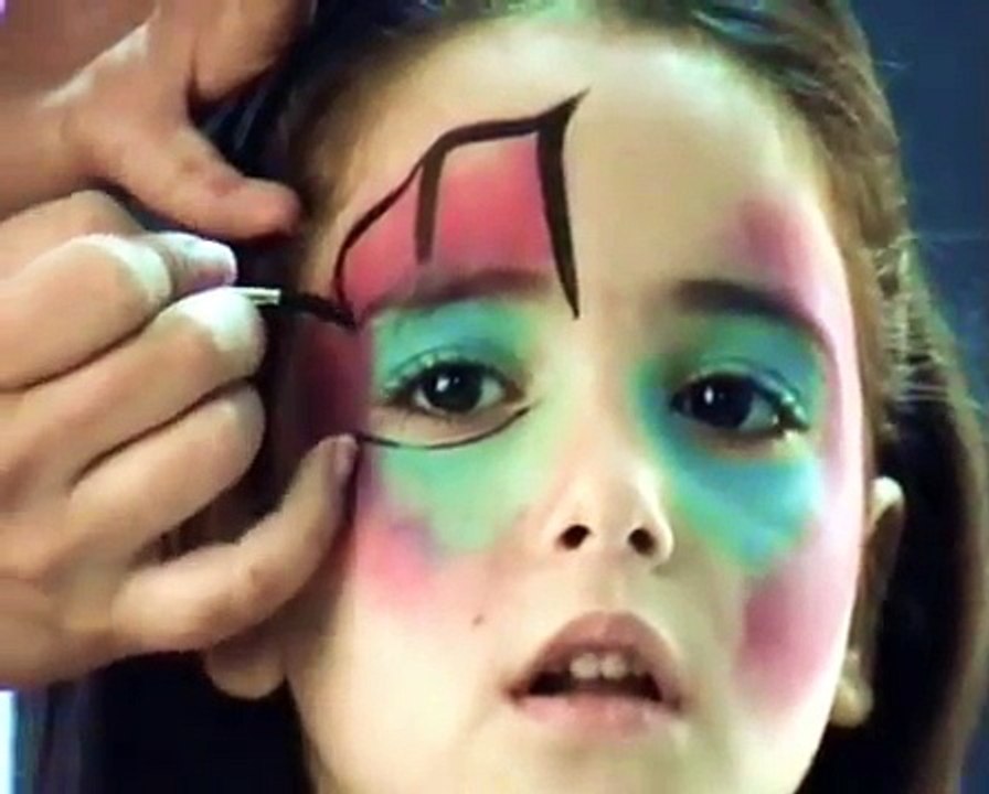 איפור פרפר לפורים. מדהים ! ציור פנים מאת שלי אגמי