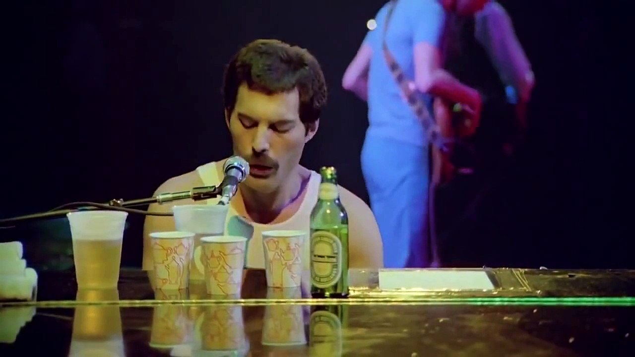 Queen - Somebody To Love (HD).