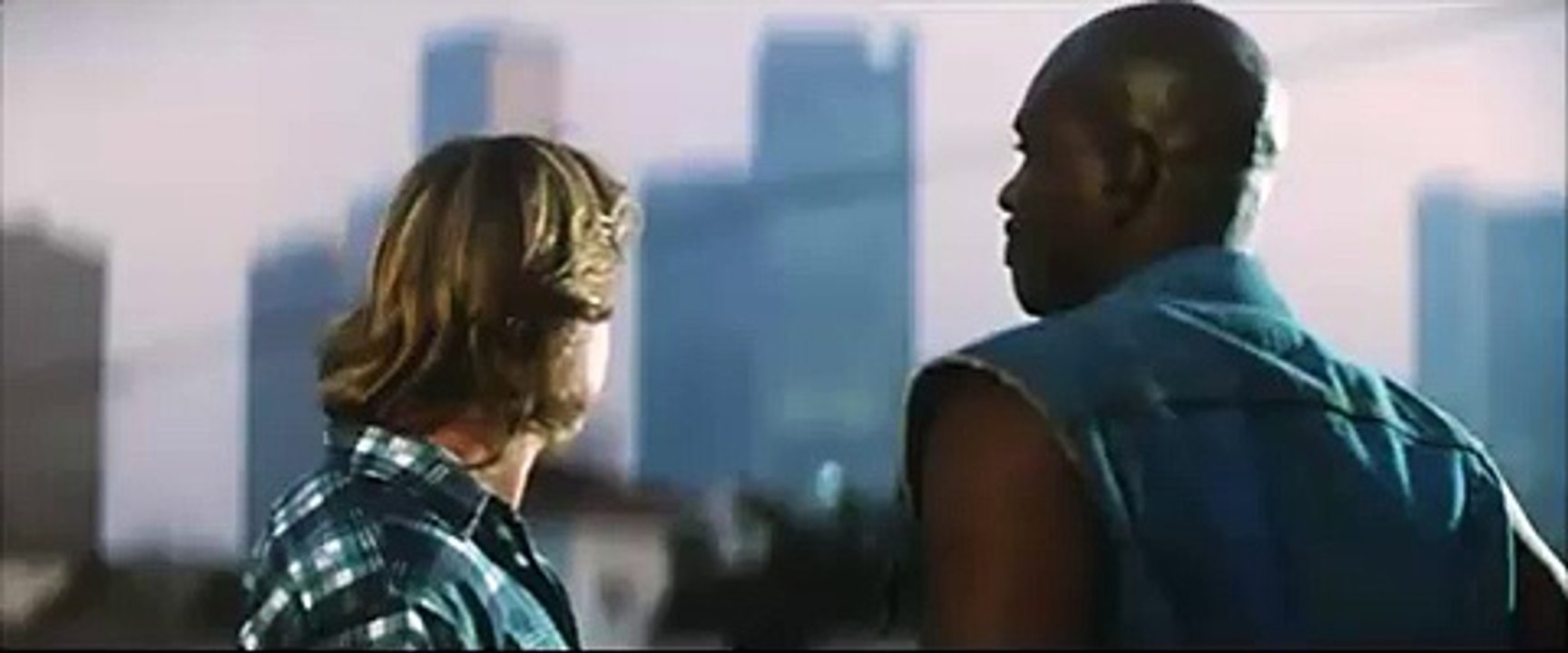 ESSI VIVONO e ci rendono schiavi