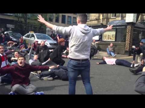 Road Trip Extra Video Arsenal Fans On Way To Match - ArsenalFanTV.com