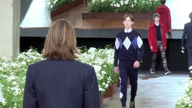 Défilés masculins: le bourgeois cool de Dior