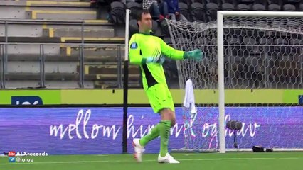 Awesome overhead kick Golazo: Matthias Vilhjálmsson (Start) v Aalesund