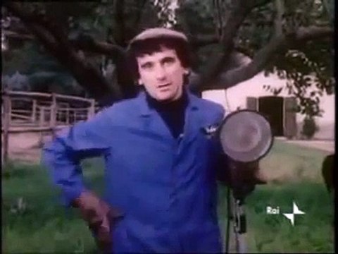 Massimo Troisi a Sandro Pertini sui fondi del terremoto dell'Irpinia.