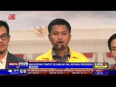 Mahasiswa Sampaikan Ketidakpuasan Kinerja Jokowi di Istana Negara