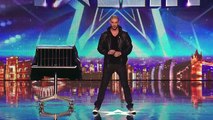 MOST AMAZING MAGIC TRICK EVER - BRITAIN'S GOT TALENT AUDITION