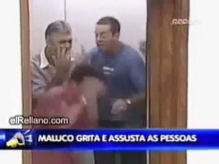 bromas en el ascensor