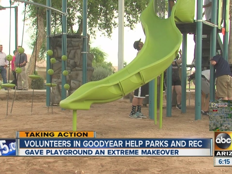 Goodyear community gathers to help rebuild playground