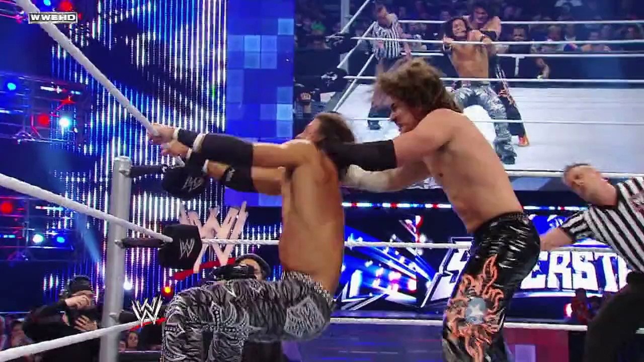 WWE Superstars: John Morrison vs. Carlito