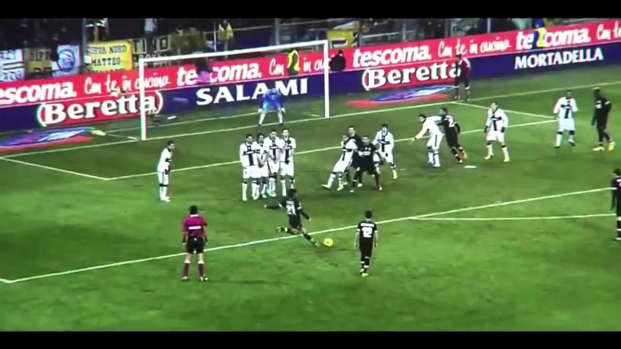 Andrea Pirlo | HD Goals and Skills | Juventus F.C.