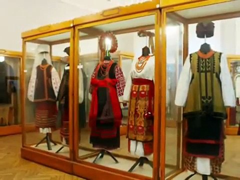 Фільм Український народний костюм