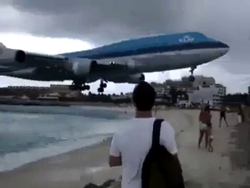 Dangerous plane ride