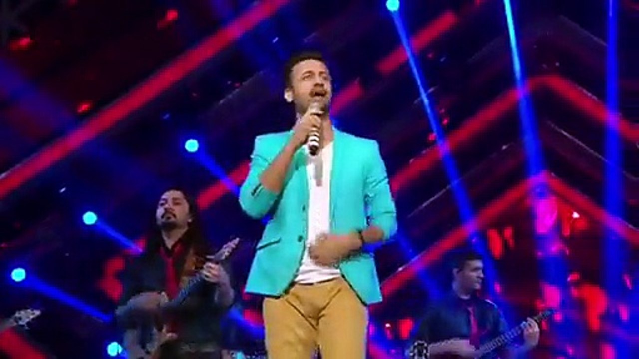 Atif Aslam performs at GIMA Awards 2015