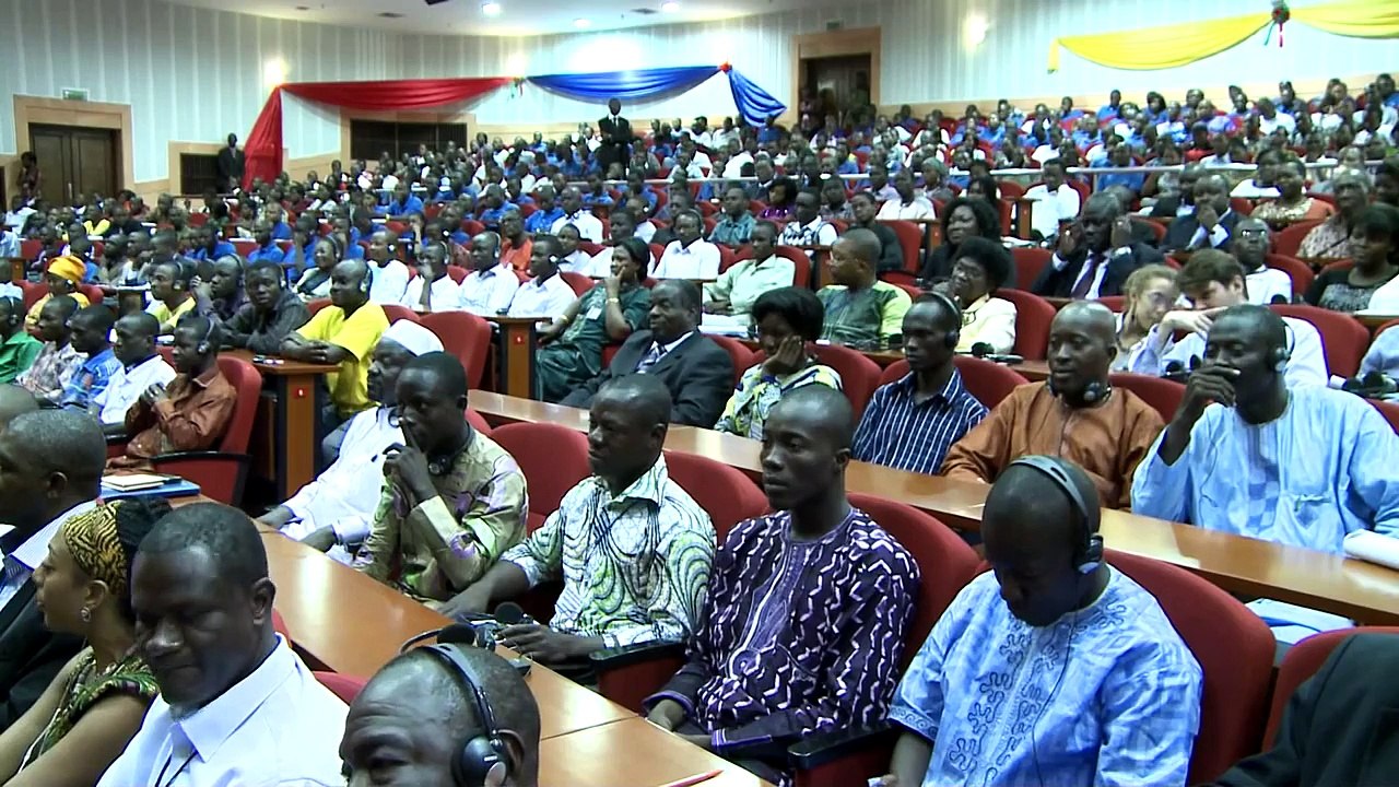 Rwanda: President Kagame meets Youth in cotonou Benin
