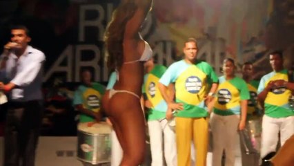 Mujeres buenisimas bailando zamba en el carnaval de rio