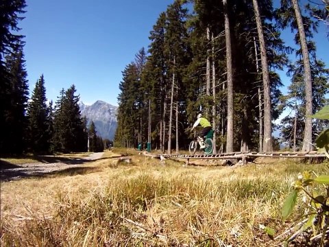 Downhill and freeride, singletrack mountain biking Alps - VTT Bike Park Samoens