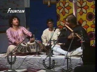 Tabla and Bansuri dialogue. Zakir Hussain vs Hariprasad Chaurasia