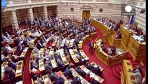 Греція: парламент погодився на референдум щодо плану кредиторів