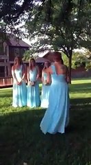 Voyant l'arrivée de sa fiancée le jour de leur mariage, sa réaction fut surprenantE