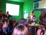 Balkenende in Zuidhorn, bezoek aan Groningse studentenleven, billboard onthulling en Libelle week