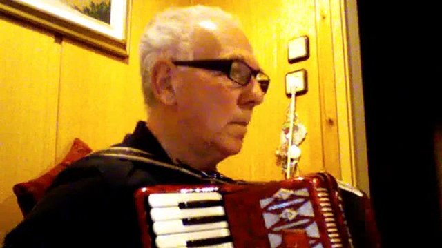 ΗΤΑΝΕ ΜΙΑ ΦΟΡΑ ΣΤΑΥΡΟΣ ΞΑΡΧΑΚΟΣ 1939