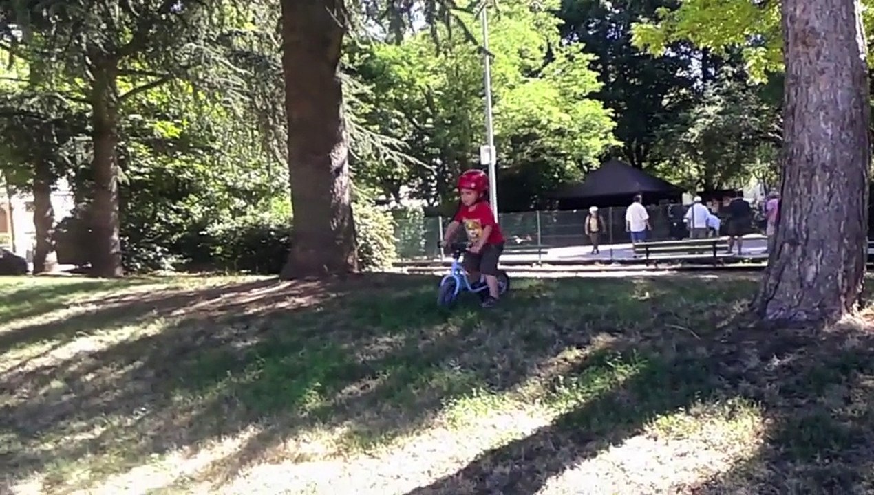 Pimpin et ses 1ères descentes en draisienne