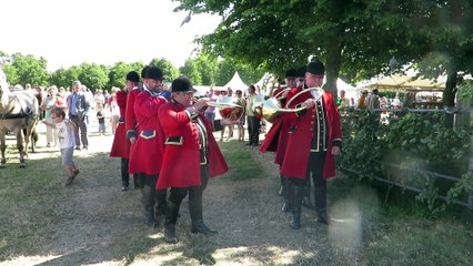 Oeuf-en-Ternois : résonnent les Trompes de Brétigny