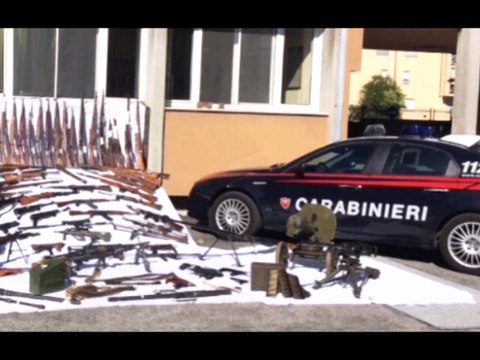 Legnano - sequestrato arsenale di armi clandestine, 8 arrestati