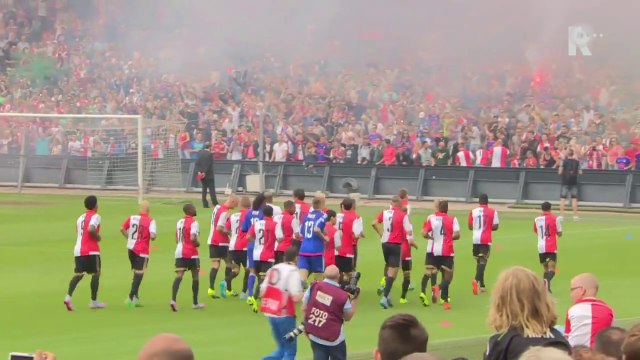 28-06-2015 Duizenden supporters bij eerste training Feyenoord