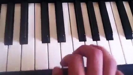 Cheb Mourad li nebghiba rahet piano tutorial by Fb : walid