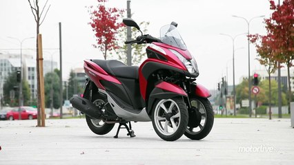 DUEL | YAMAHA TRICITY 125 vs HONDA PCX 125 !