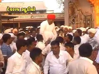 Koyal Bole - Top Gujarati Devotional