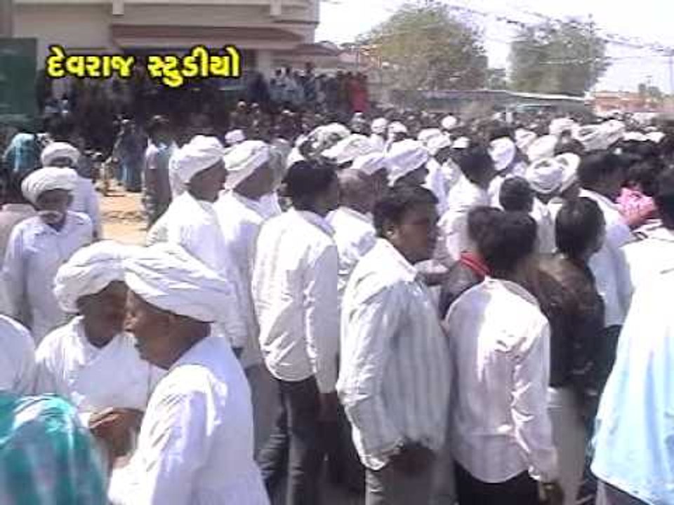 Mor Pankhi Bole - Top Gujarati Devotional