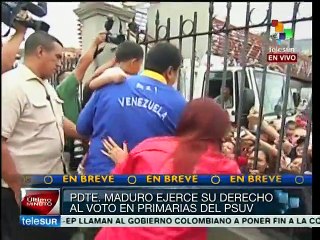 Presidente Nicolás Maduro acude a votar en internas del PSUV