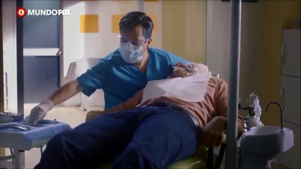 Christian Meier _escena 'Familia en Venta' 2-1