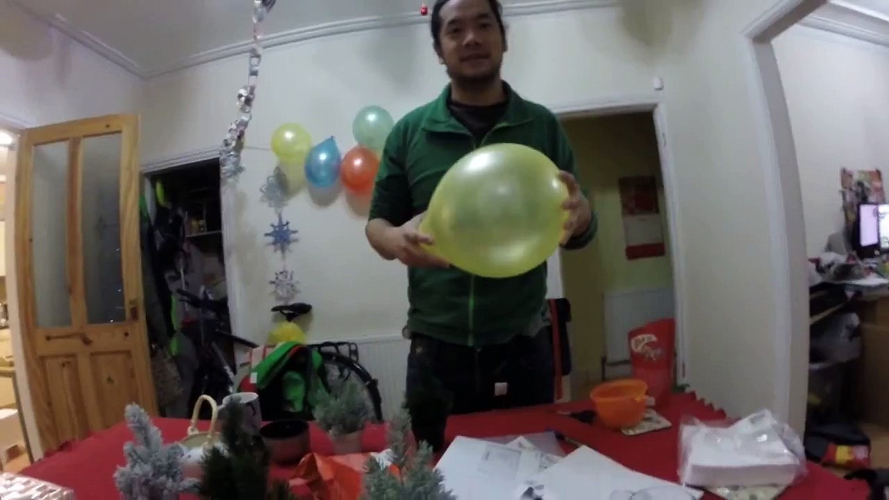 Lifehack: Anti gravity balloons.