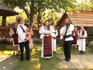 Lena miclaus - De azi eu te las straine