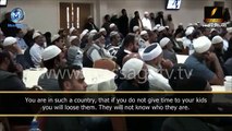 Maulana Tariq Jameel begs us (Emotional)