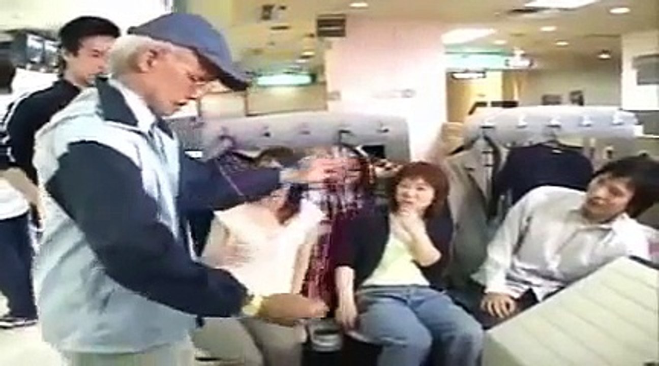 日本魔術師Cyril-化裝整人