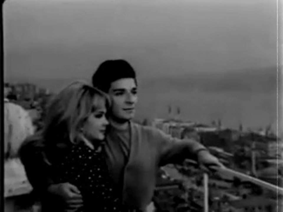 Kapanmış Gönül Kapım - Zeki Müren (Filiz Akın & Zeki Müren)