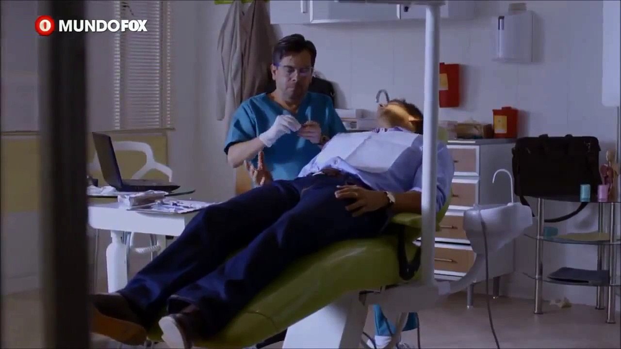Christian Meier _escena 'Familia en Venta 7-1