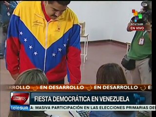 Nicolás Maduro vota en elección del PSUV, observada por 12 países